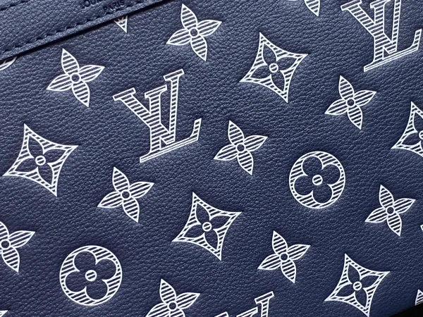 Louis Vuitton Gaston 可穿戴式 Monogram Shadow 小牛皮錢包：圖片 8