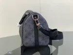 Louis Vuitton Keepall Bandoulière 35 旅行包包 - Monogram Eclipse 塗層帆布：圖片 5