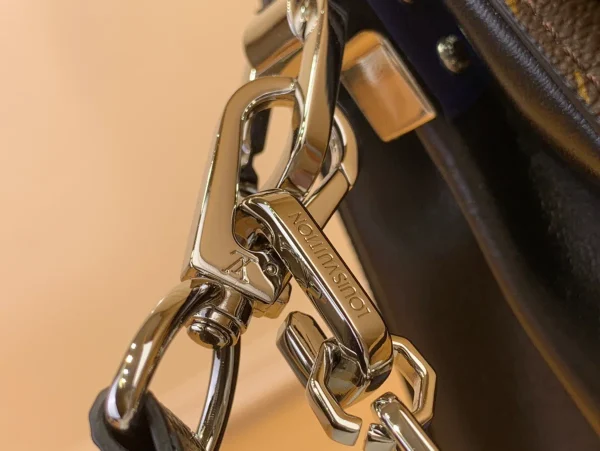 Louis Vuitton Dauphine Soft MM 黑色小羊皮包包：圖片 6
