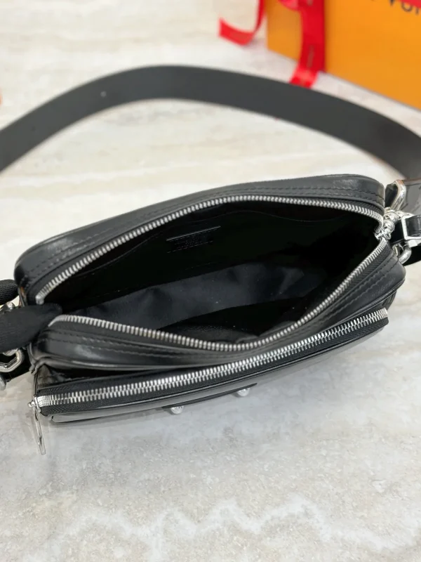 Louis Vuitton Nil黑色小牛皮都市手提包：圖片 7