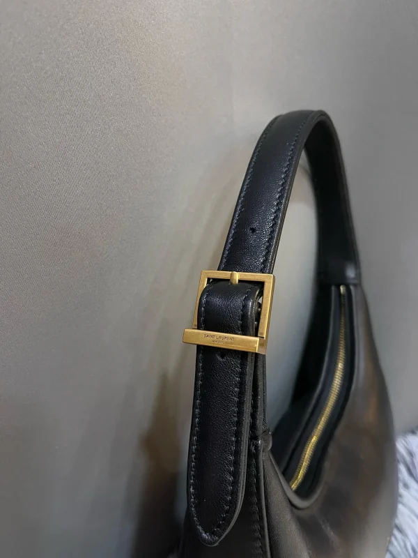 小羊皮CASSANDRE裝飾柔軟手袋：圖片 7