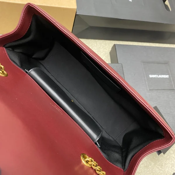 菱格紋絎縫小羊皮信封包：圖片 9