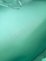 BottegaVeneta綠洲藍Intrecciato編織羊皮革斜挎包：圖片 9