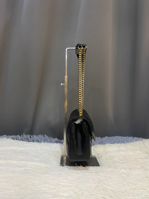 菱格紋絎縫小羊皮信封包：圖片 3