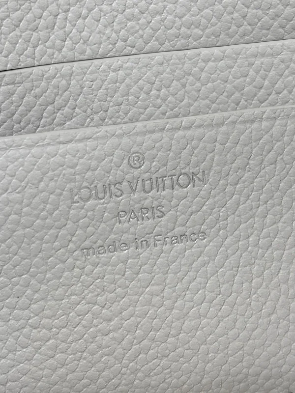 Louis Vuitton Wallet On Chain Ivy 雙色Monogram Empreinte皮革包包：圖片 8