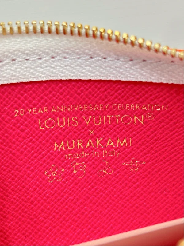 LV x TM 彩虹Monogram塗層帆布Phone Holder復刻版：圖片 10