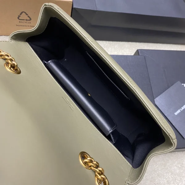 菱格紋絎縫小羊皮信封包：圖片 9