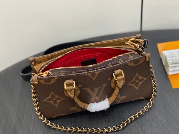 Louis Vuitton OnTheGo East West Chain 包包 - 經典Monogram Giant與多用途設計：圖片 9