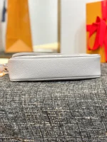 Louis Vuitton Wallet On Chain Ivy 雙色Monogram Empreinte皮革包包：圖片 4