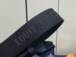 Louis Vuitton Gaston 可穿戴式 Monogram Shadow 小牛皮錢包：圖片 10