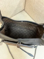 Louis Vuitton Altantis Vibe MM 黑色亮面納帕小牛皮包包：圖片 6