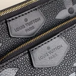 Louis Vuitton Multi Pochette Accessoires 斜背包 | Monogram Empreinte 皮革二合一設計：圖片 6