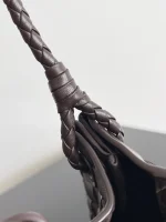 BottegaVenetaIntrecciato編織巧克力棕羊皮革肩背包：圖片 6