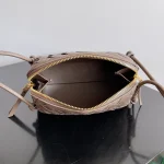 松果棕羊皮革斜挎包：圖片 10