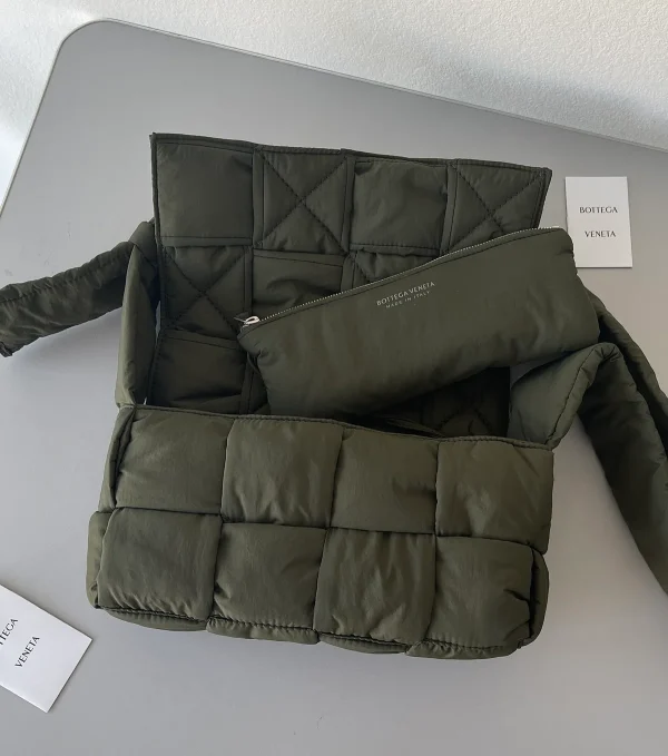 Intreccio編織尼龍斜挎包-原野綠：圖片 8