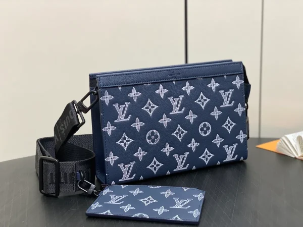 Louis Vuitton Gaston 可穿戴式 Monogram Shadow 小牛皮錢包：圖片 4