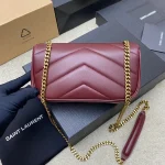 LOULOU 菱格紋絎縫小羊皮迷你包：圖片 3