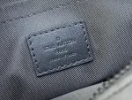 Louis Vuitton Steamer郵差包 | Taurillon Monogram壓花牛皮 經典鏈帶設計：圖片 10
