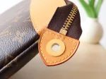 LV Pochette Voyage Souple 手拿包 - Monogram帆布旅行收納系列：圖片 10