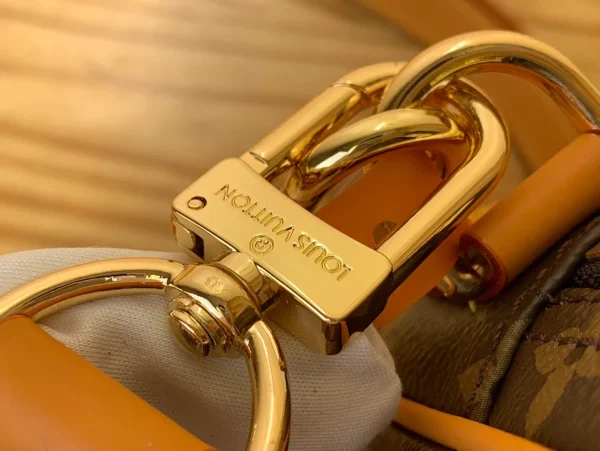 Louis Vuitton Danube復古小牛皮斜背包 | 褪色Monogram印花 可拆式金屬吊牌：圖片 6