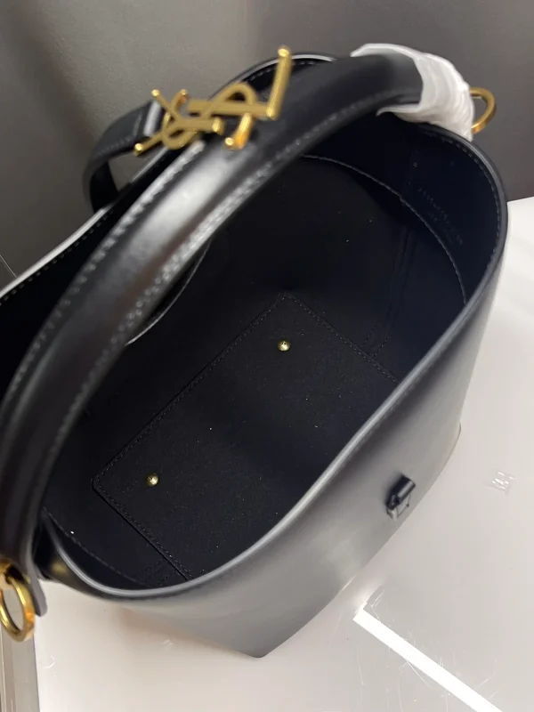 精緻小牛皮水桶袋：圖片 10