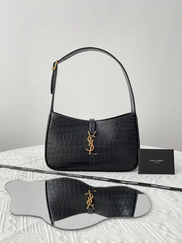 SAINT LAURENT MONOGRAM HOBO 小牛皮手袋：圖片 2