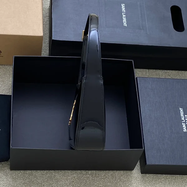 SAINT LAURENT MONOGRAM HOBO手袋：圖片 5