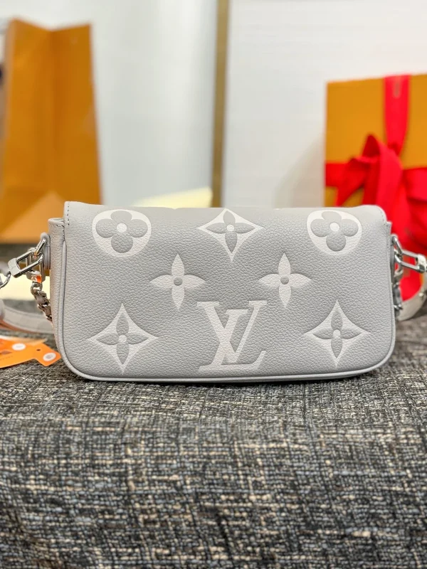 Louis Vuitton Wallet On Chain Ivy 雙色Monogram Empreinte皮革包包：圖片 3