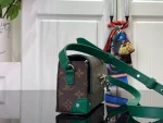Louis Vuitton Steamer可穿戴式錢包 - Borneo綠色Monogram Macassar塗層帆布：圖片 3