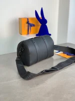 路易威登City Keepall黑色Aerogram粒面小牛皮手提包：圖片 3