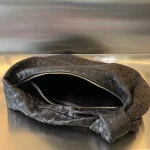Intrecciato編織巧克力棕牛皮革肩背包：圖片 6