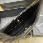 菱形絎縫小羊皮HOBO手袋 | CASSANDRE裝飾：圖片 8