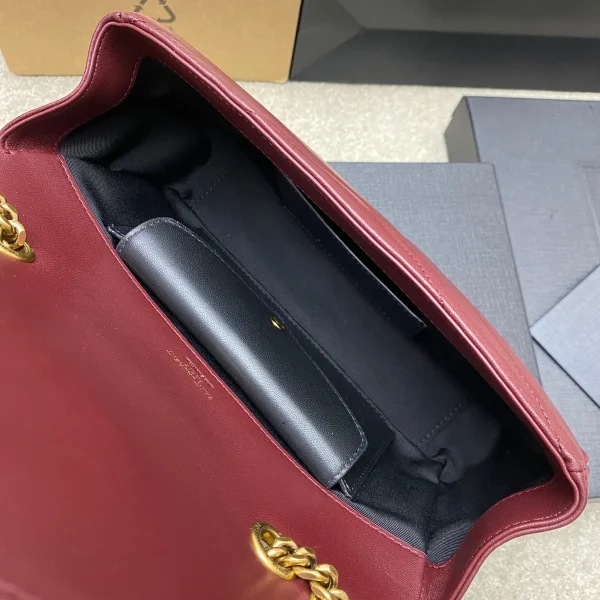 菱格紋絎縫柔軟小羊皮信封包：圖片 9