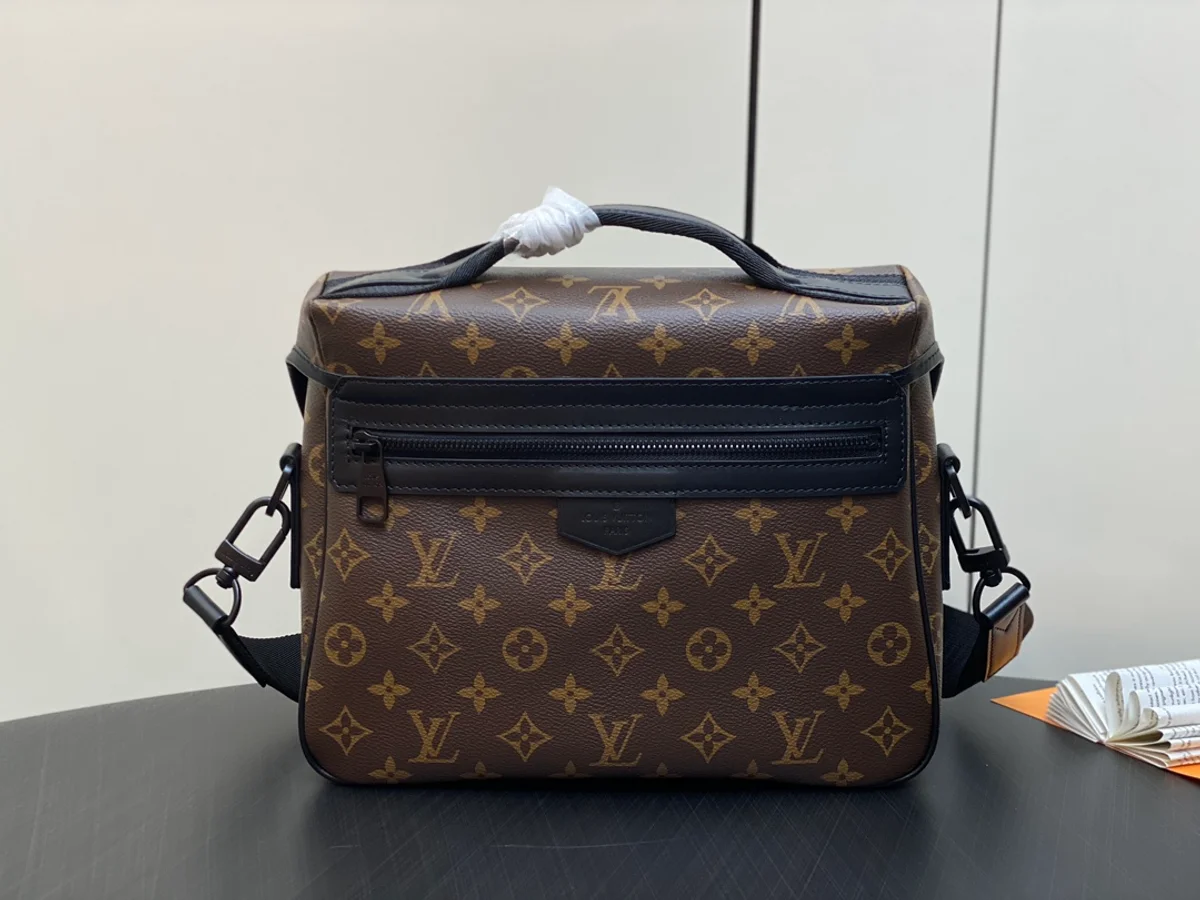 LV Trail 郵差包 | Monogram Macassar帆布 經典運動風格 5 LV Trail 郵差包 | Monogram Macassar帆布 經典運動風格
