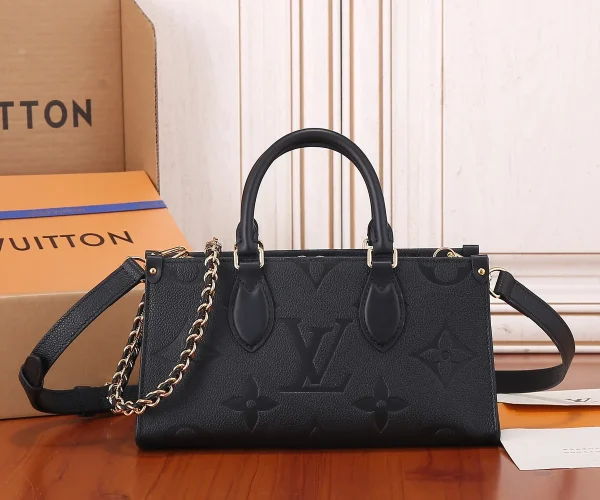 Louis Vuitton OnTheGo East West 黑色壓花粒面牛皮手挽袋：圖片 2