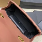 菱格紋絎縫小羊皮信封包：圖片 9