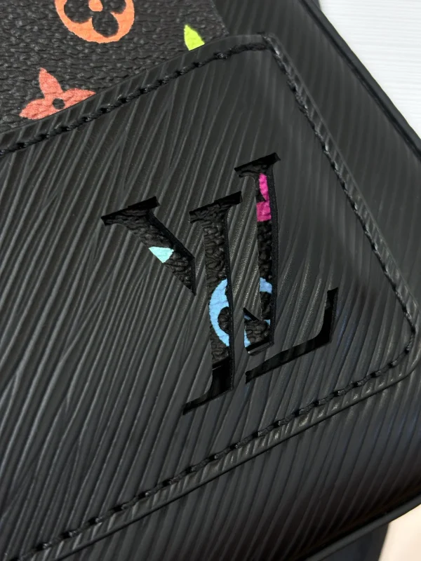 LV x TM Marellini Epi皮革粗鏈帶多功能肩带肩背包：圖片 10