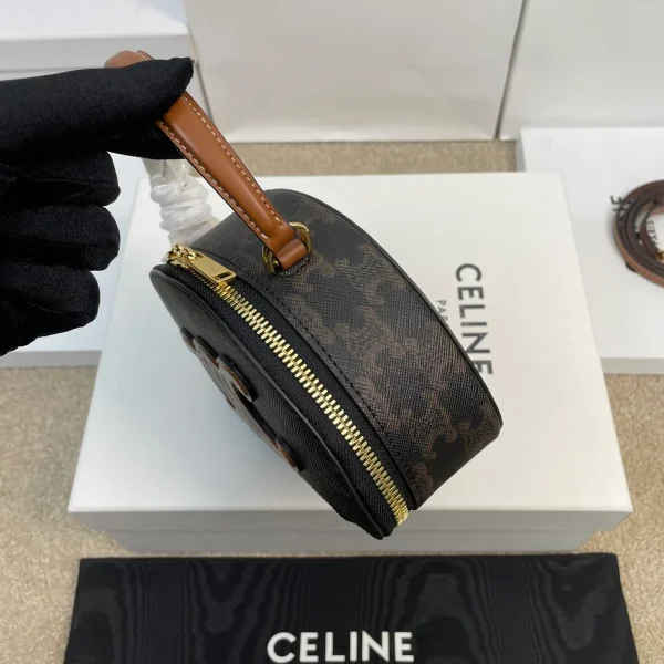 高仿CELINE-賽琳 迷你牛皮革包邊標誌印花手袋 - 多背法時尚配飾-10K642：圖片 4