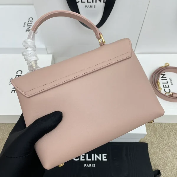 高仿CELINE-賽琳 TRIOMPHE鎖扣牛皮革斜挎包-118113：圖片 3