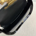 高仿CELINE-賽琳 經典TRIOMPHE牛皮革手提肩背包-118313：圖片 9