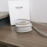 高仿CELINE-賽琳 迷你牛皮TRIOMPHE金屬扣手袋-10L063：圖片 5