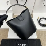 高仿CELINE-賽琳 經典TRIOMPHE磁扣牛皮手提斜挎包-119173：圖片 3