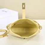 高仿CELINE-賽琳 經典牛皮旋轉鎖扣手提斜挎包-120693：圖片 10
