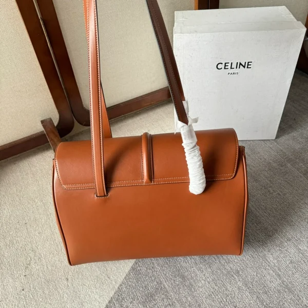 高仿CELINE-賽琳 經典金色鎖扣牛皮革手提包-195543：圖片 5