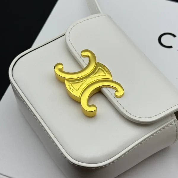 高仿CELINE-賽琳 經典牛皮迷你手袋 - TRIOMPHE按扣設計 多背法時尚配飾-10I513：圖片 7