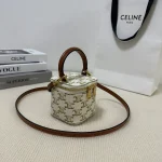 高仿CELINE-賽琳 迷你TRIOMPHE CANVAS印花手袋 - 時尚便攜多功能小包-10J762：圖片 5