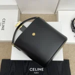 高仿CELINE-賽琳 經典TRIOMPHE磁扣牛皮手提斜挎包-119173：圖片 9