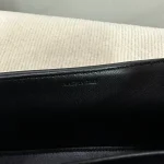 高仿CELINE-賽琳 TRIOMPHE鎖扣牛皮革肩背包 - 經典金色飾面-115532：圖片 10