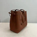 高仿CELINE-賽琳 金色輕奢肩背包 - 時尚百搭收納利器-116853：圖片 7