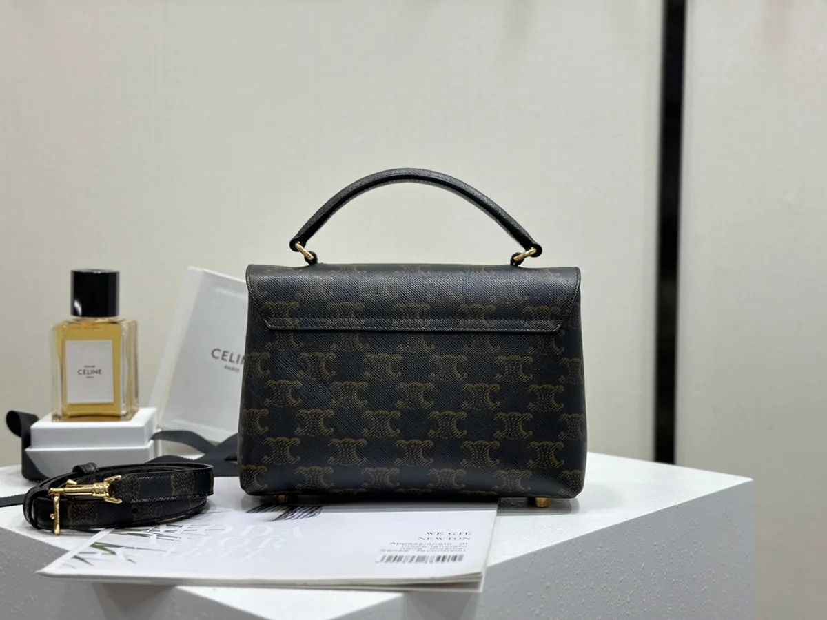 高仿CELINE-賽琳 TRIOMPHE鎖扣牛皮革包邊多功能手提斜挎包-118112 3 高仿CELINE-賽琳 TRIOMPHE鎖扣牛皮革包邊多功能手提斜挎包-118112